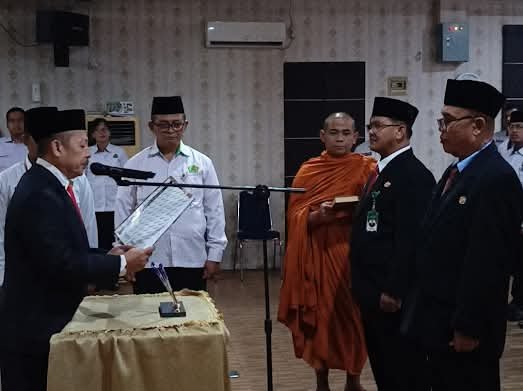 Alumni STIAB Smaratungga Dilantik Jadi Pembimas Buddha Kanwil Kemenag Riau